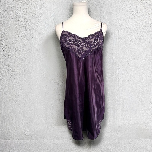 Vintage Elegant Purple Lace Trim Slip Dress Dark Fairycore Whimsygoth M - Picture 1 of 8